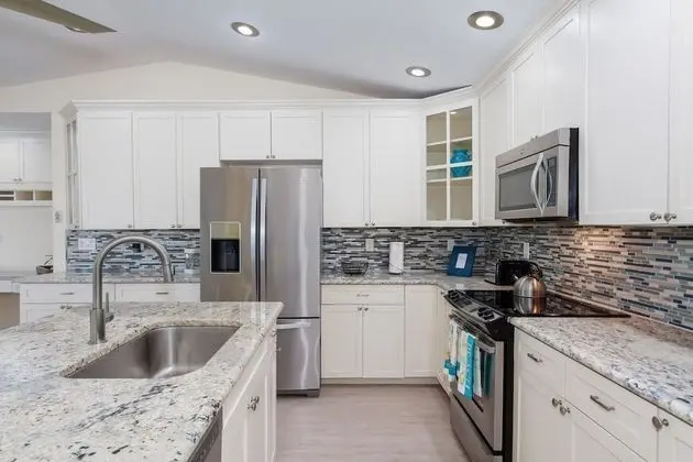 Ev, 3 Yatak Odası, Kişiye Özel Havuzlu, Kanal Manzaralı (2 Bathrooms)