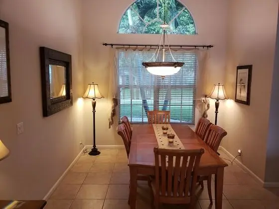 Ev, 4 Yatak Odası, Kişiye Özel Havuzlu, Kanal Manzaralı (3.5 Bathrooms)