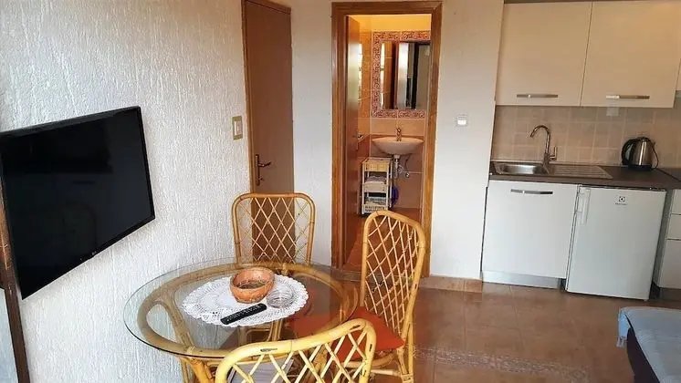 Apart Daire, Balkon, Bahçe Manzaralı (1)
