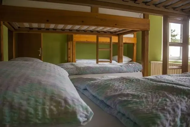 Ortak Ranzalı Oda (5 Bunk Beds)