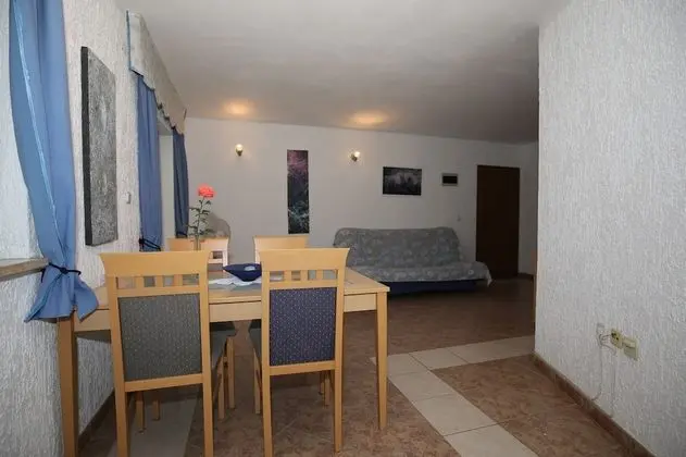 Apart Daire, 2 Yatak Odası, Balkon, Kısmi Deniz Manzaralı