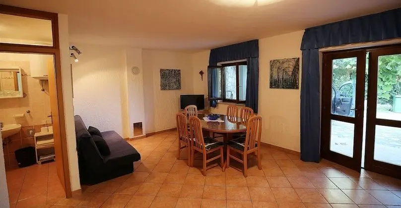 Apart Daire, 2 Yatak Odası, Teras, Bahçe Manzaralı