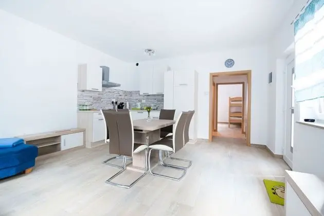 Apart Daire, Engellilere Uygun, Banyolu/Duşlu (Apartma 4)