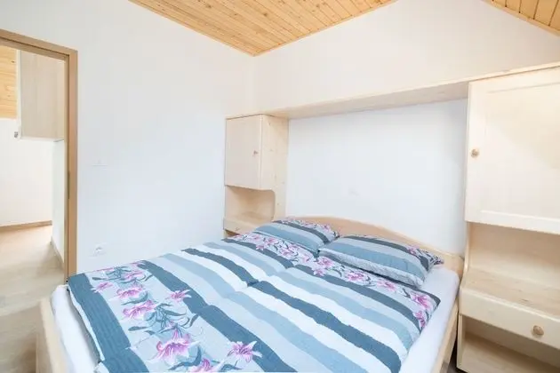 Standard Apart Daire, Banyolu/Duşlu, Dağ Manzaralı (Apartma 1 in 2)