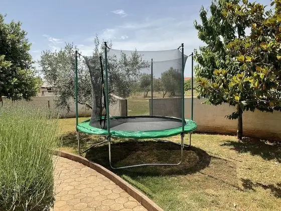 Ev, 3 Yatak Odası, Sigara İçilebilir, Teras