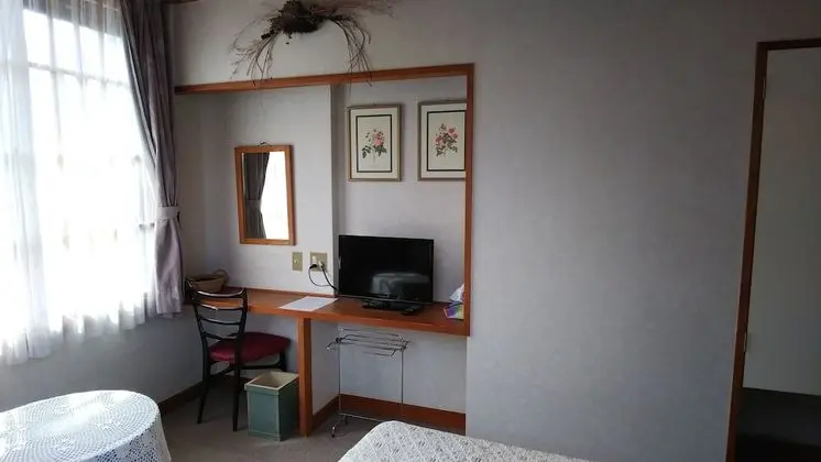 Oda, Özel Banyo (Western Style, Private Toilet)