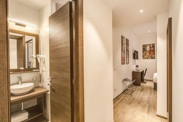 Standard Tek Büyük veya İki Ayrı Yataklı Oda