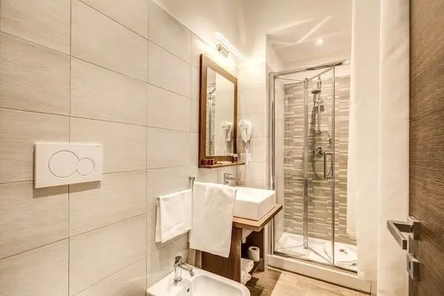 Standard Tek Büyük veya İki Ayrı Yataklı Oda