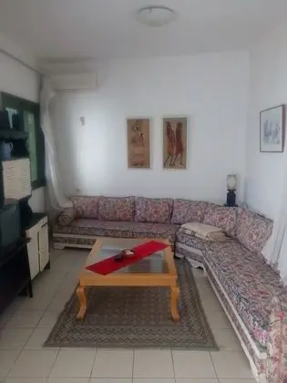 Ev, 3 Yatak Odası, Engellilere Uygun, Sigara İçilebilir