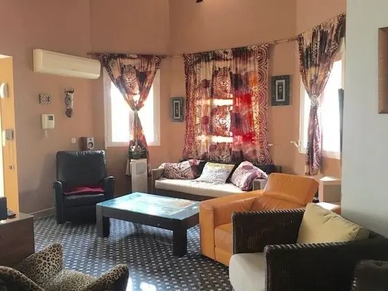 Ev, 4 Yatak Odası, Engellilere Uygun, Sigara İçilmez