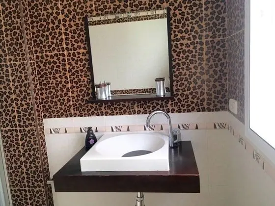 Ev, 4 Yatak Odası, Engellilere Uygun, Sigara İçilmez