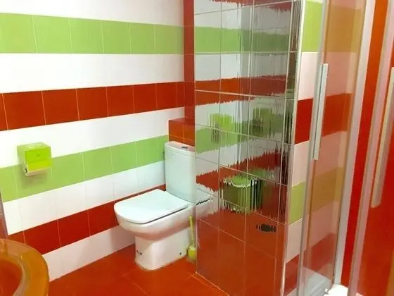 Ev, 4 Yatak Odası, Engellilere Uygun, Sigara İçilmez