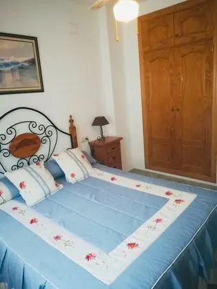 Ev, 4 Yatak Odası, Engellilere Uygun, Sigara İçilmez