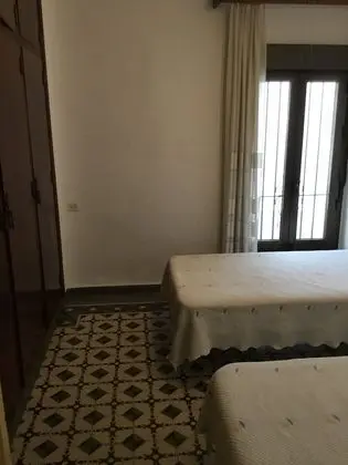 Ev, 3 Yatak Odası, Engellilere Uygun, Sigara İçilmez