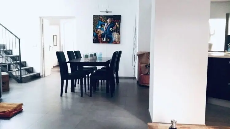 Ev, 3 Yatak Odası, Engellilere Uygun, Sigara İçilmez