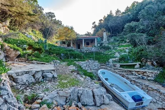 Ev (One Bedroom House with Terrace)