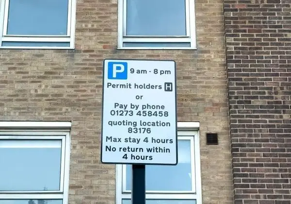 Ev