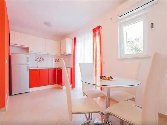 Apart Daire (One-Bedroom Apartment-Balcony and Sea)