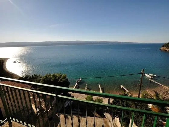Apart Daire (One-Bedroom Apartment with SeaView -A)