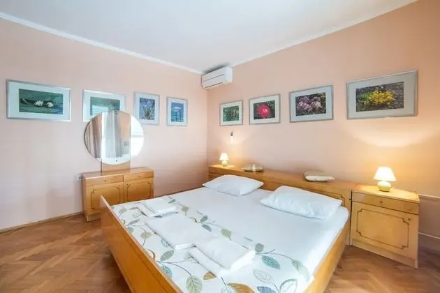 Villa, Deniz Manzaralı