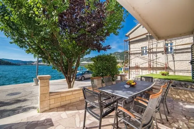 Villa, Deniz Manzaralı