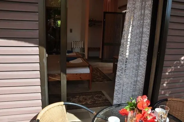Büyük Yataklı Tek Kişilik Oda