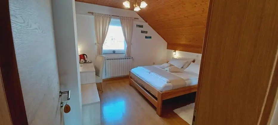 Comfort Tek Büyük Yataklı Oda