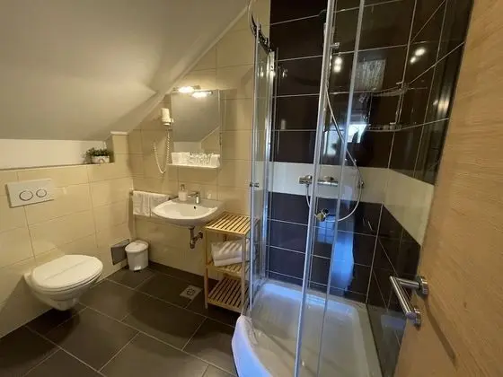 Comfort Tek Büyük Yataklı Oda
