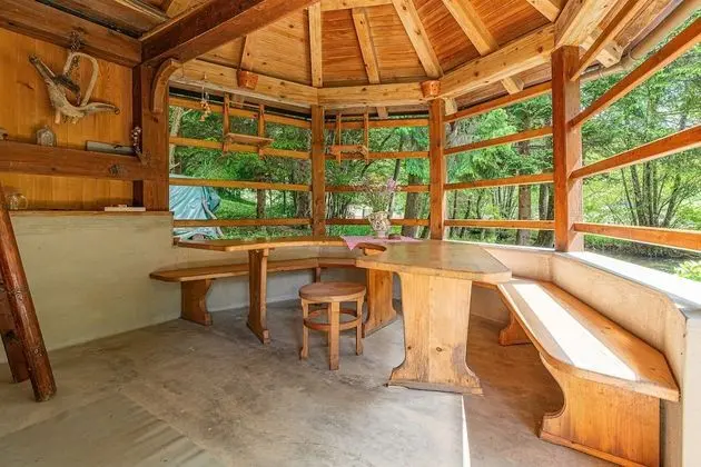 Honeymoon Ev, Birden Çok Yatak, Bahçeli (House Mavko Near Lake Cerknica)