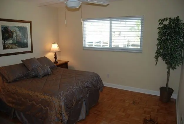 Ev, 3 Yatak Odası, Kişiye Özel Havuzlu, Kanal Manzaralı (2 Bathrooms)