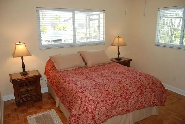 Ev, 3 Yatak Odası, Kişiye Özel Havuzlu, Kanal Manzaralı (2 Bathrooms)