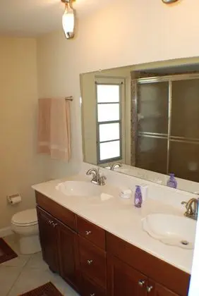 Ev, 3 Yatak Odası, Kişiye Özel Havuzlu, Kanal Manzaralı (2 Bathrooms)