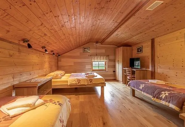 Family Ev, Birden Çok Yatak, 2 Banyolu, Bahçeli (House Na Meji With Sauna)