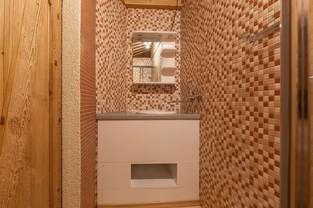 Family Ev, Birden Çok Yatak, 2 Banyolu, Bahçeli (House Na Meji With Sauna)