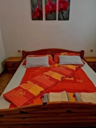 Apart Daire (One Bedroom Apartment with Balcony an)