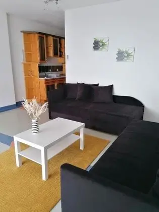 Apart Daire (One Bedroom Apartment with Balcony an)