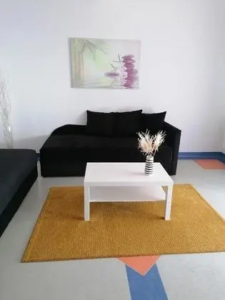 Apart Daire (One Bedroom Apartment with Balcony an)