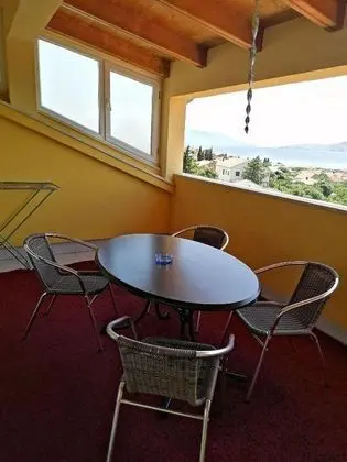 Apart Daire (One Bedroom Apartment with Balcony an)