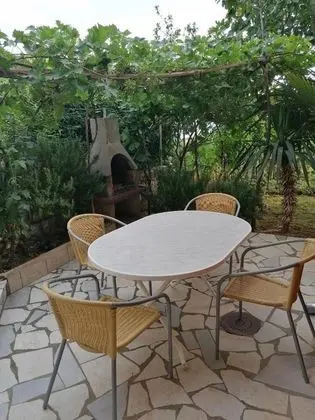 Apart Daire (One Bedroom Apartment with Terrace an)