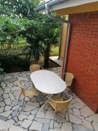 Apart Daire (One Bedroom Apartment with Terrace an)