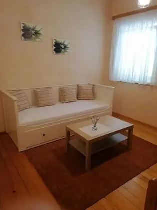Stüdyo (Studio Apartment (Studio))
