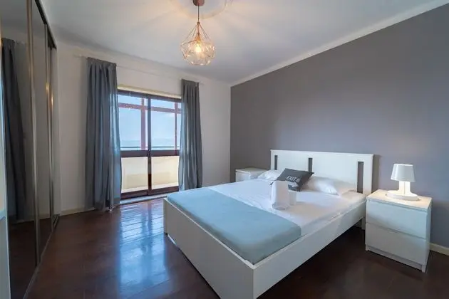 Apart Daire, 4 Yatak Odası, Sigara İçilmez, Şehir Manzaralı