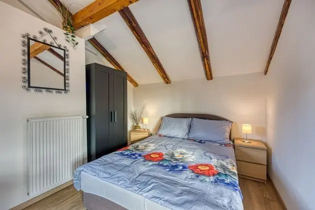 Family Ev, 2 Çift Kişilik Yatak, 2 Banyolu, Bahçeli (House Pepica)