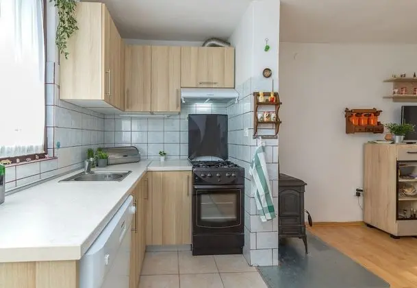 Family Ev, 2 Çift Kişilik Yatak, 2 Banyolu, Bahçeli (House Pepica)