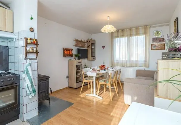 Family Ev, 2 Çift Kişilik Yatak, 2 Banyolu, Bahçeli (House Pepica)