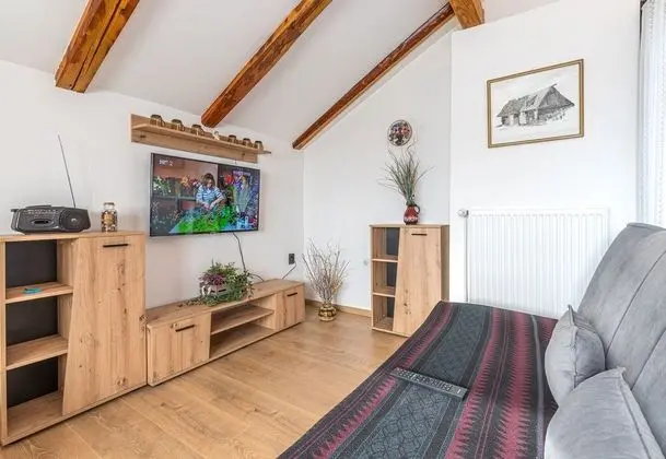 Family Ev, 2 Çift Kişilik Yatak, 2 Banyolu, Bahçeli (House Pepica)