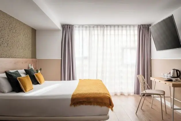 Superior Tek Büyük Yataklı Oda