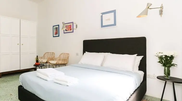 Tek Büyük Yataklı Oda, Bahçe Manzaralı