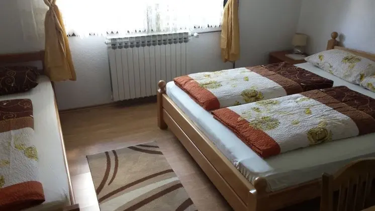 Standard Üç Kişilik Oda
