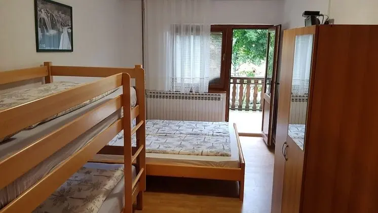Stüdyo, Zemin Kat